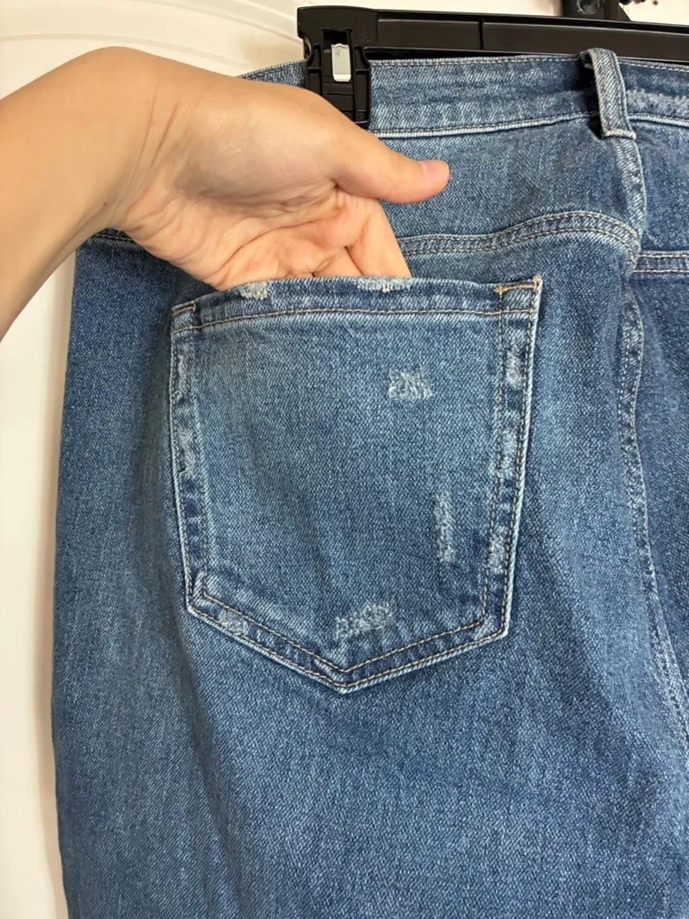 Torrid medium blue distressed button-fly Jeans Pockets Straight Leg size 20R - Picture 7 of 10